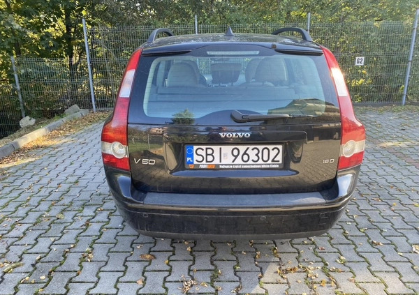 Volvo V50 cena 6500 przebieg: 285200, rok produkcji 2005 z Biała małe 46
